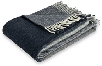 Uldplaid - 100% Ny ren uld  - 130x200 cm - Blødt uldtæppe i ternet blå - Nordstrand Home plaid
